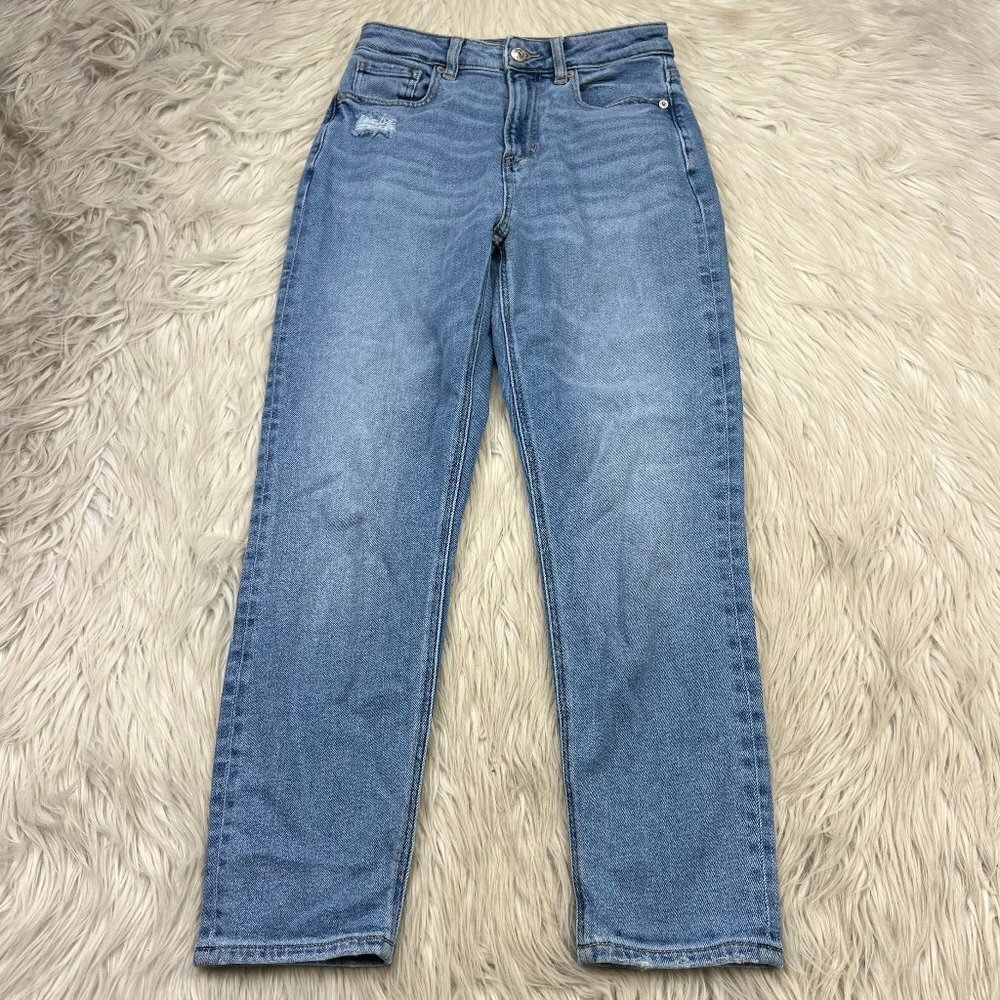 American Eagle Outfitters Women's Light Wash Mom‎ Jeans